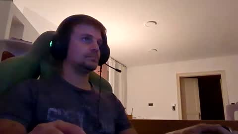 imperat0rp online show from November 3, 2025, 5:25 pm