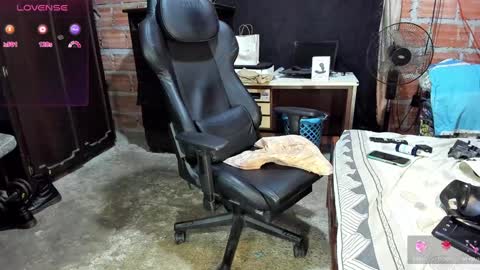 Snapshot of imperion_king chatting on December 9, 2024, 7:06 am Imperion King online show from December 9, 2024, 7:06 am