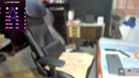 Snapshot of imperion_king chatting on January 13, 2025, 6:27 am Imperion King online show from January 13, 2025, 6:27 am