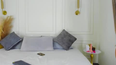 Snapshot of imvictoria_ chatting on December 4, 2025, 9:45 pm imvictoria_ online show from December 4, 2025, 9:45 pm