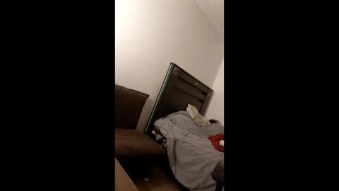 imyourpleasurebae online show from April 7, 2026, 7:53 am