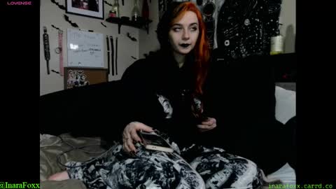 Snapshot of inarafoxxx chatting on December 16, 2024, 2:25 am Inarafoxx online show from December 16, 2024, 2:25 am