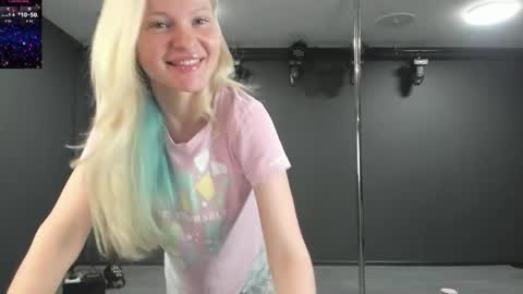 Masha online show from May 20, 2026, 7:53 pm
