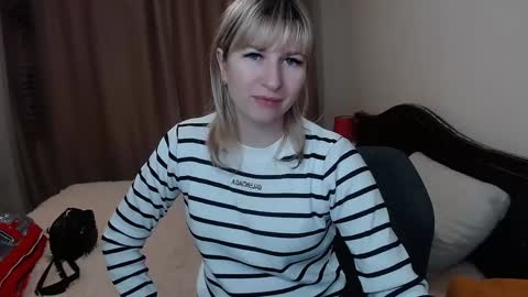 incredible_ariela online show from February 2, 2025, 10:24 am