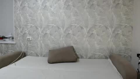 Snapshot of increible_della chatting on February 5, 2026, 5:17 pm Della online show from February 5, 2026, 5:17 pm