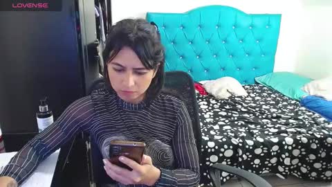 Snapshot of incubus_couple1 chatting on February 10, 2025, 1:14 am incubus_couple1 online show from February 10, 2025, 1:14 am