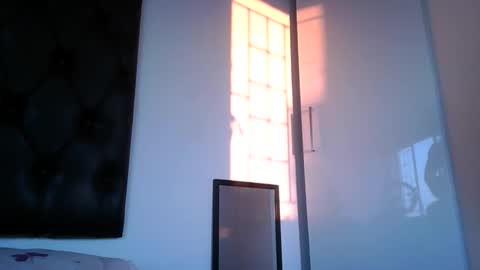 indanbella19 online show from June 11, 2026, 5:05 am