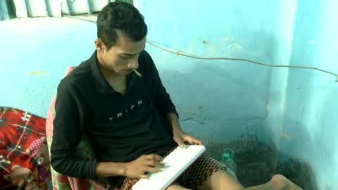 Snapshot of indian_bengali_boy chatting on October 3, 2025, 6:49 pm Suman Leo online show from October 3, 2025, 6:49 pm