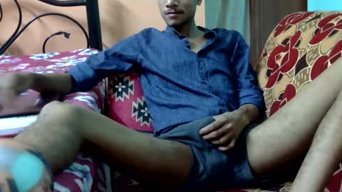 Snapshot of indian_bengali_boy chatting on October 25, 2025, 7:30 pm Suman Leo online show from October 25, 2025, 7:30 pm