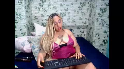 Candy cat online show from December 20, 2025, 7:43 pm