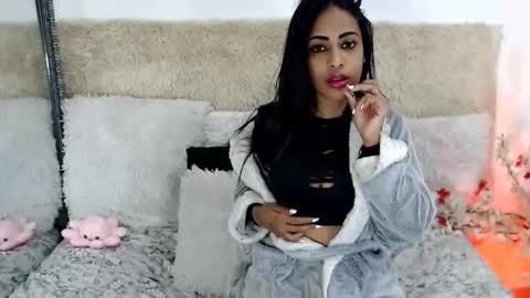 Jazmin online show from September 26, 2025, 1:53 am