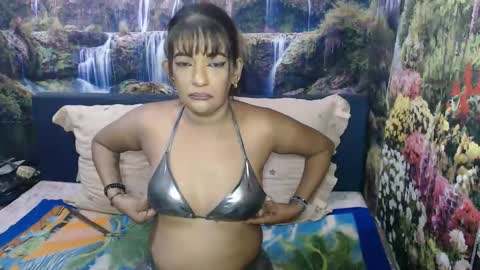 Snapshot of indianaqua79 chatting on April 17, 2026, 4:26 am Indianaqua online show from April 17, 2026, 4:26 am