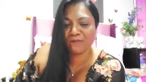 indiandelia online show from January 23, 2025, 7:18 pm