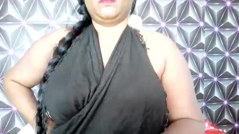 indiandelia online show from October 7, 2025, 9:39 am