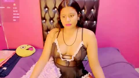 Snapshot of indianflame chatting on December 17, 2024, 11:39 am PARADISEQUEEN online show from December 17, 2024, 11:39 am