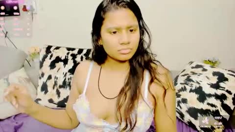 Snapshot of indianflame chatting on December 23, 2024, 5:00 pm PARADISEQUEEN online show from December 23, 2024, 5:00 pm