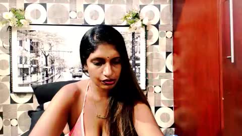 indianhoneyx online show from March 21, 2026, 8:19 am
