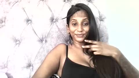 priya online show from December 22, 2025, 7:49 am