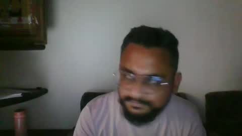 Snapshot of indianlover1433 chatting on December 31, 2024, 11:42 am Indian lover online show from December 31, 2024, 11:42 am