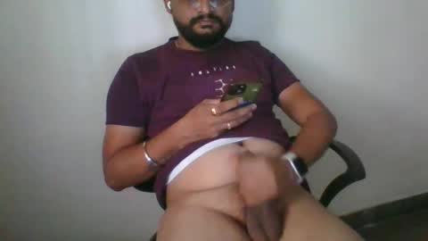 Snapshot of indianlover1433 chatting on January 28, 2025, 5:43 am Indian lover online show from January 28, 2025, 5:43 am
