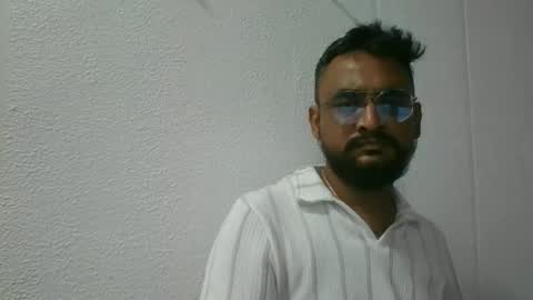 Snapshot of indianlover1433 chatting on September 20, 2025, 5:19 am Indian lover online show from September 20, 2025, 5:19 am