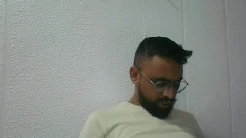Snapshot of indianlover1433 chatting on September 24, 2025, 5:11 am Indian lover online show from September 24, 2025, 5:11 am