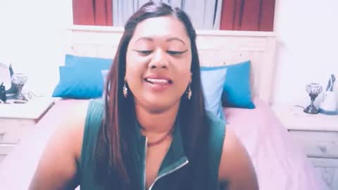 Amy online show from September 27, 2025, 9:53 pm