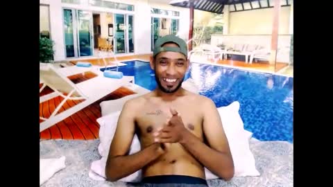 indianmagicmike69 online show from November 12, 2025, 5:57 pm