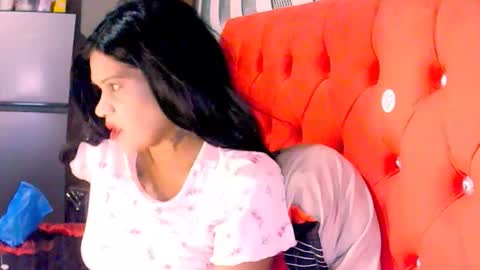 indianrose4u7 online show from October 10, 2025, 7:57 pm