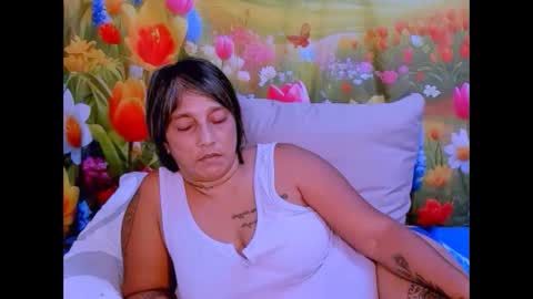 Snapshot of indianroxy07 chatting on November 13, 2025, 12:31 am roxy online show from November 13, 2025, 12:31 am