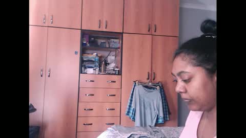 Snapshot of indianruby21 chatting on February 8, 2025, 8:42 am indianruby21 online show from February 8, 2025, 8:42 am