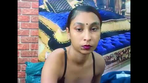 Snapshot of indiansexybutt4u2luv chatting on June 17, 2026, 5:21 am indiansexybutt4u2luv online show from June 17, 2026, 5:21 am