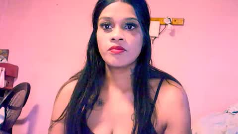 Snapshot of indiansexyy21 chatting on June 8, 2026, 2:39 pm indiansexyy21 online show from June 8, 2026, 2:39 pm