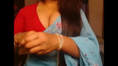 Snapshot of indiantina chatting on February 8, 2026, 11:24 am tina online show from February 8, 2026, 11:24 am