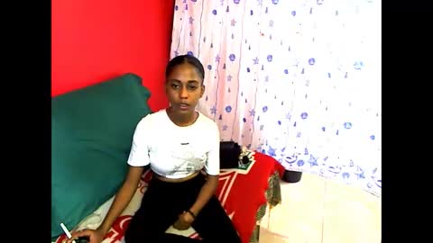 indianvixen07 online show from April 3, 2026, 4:27 pm