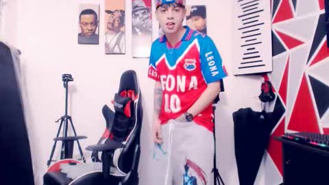 matias online show from November 18, 2025, 10:14 pm