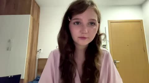 Viola online show from May 17, 2026, 1:51 pm