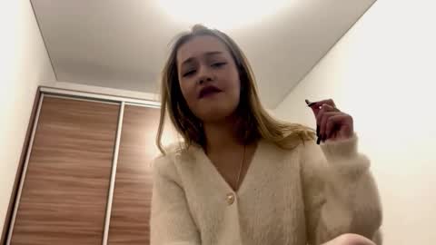 Ines online show from February 5, 2026, 3:38 pm