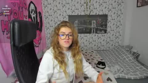 iness_lex online show from May 19, 2026, 7:04 am