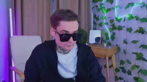 Jack online show from April 15, 2026, 2:18 am