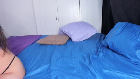 Samantha and chris online show from February 18, 2025, 3:10 am