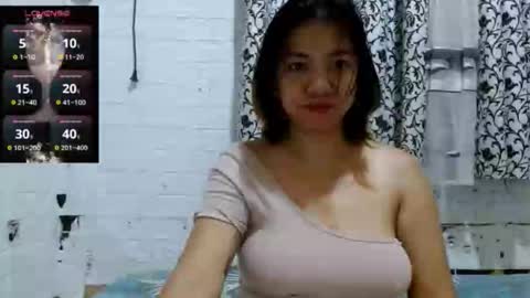 Snapshot of infinitythegoddess chatting on October 3, 2025, 4:59 pm Infinitythegoddess online show from October 3, 2025, 4:59 pm