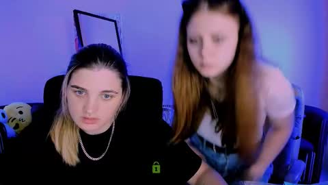 inga_gree online show from October 19, 2025, 7:03 pm