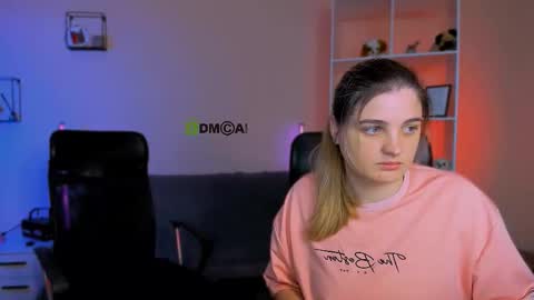 inga_gree online show from November 30, 2025, 10:19 am