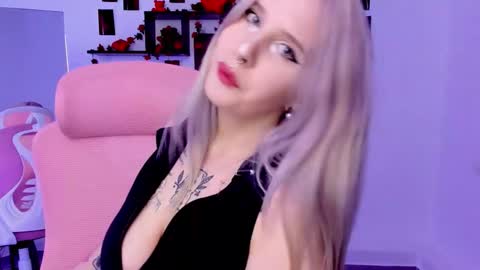 Roki online show from September 29, 2025, 4:23 pm