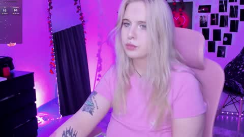 Roki online show from November 6, 2025, 5:14 pm