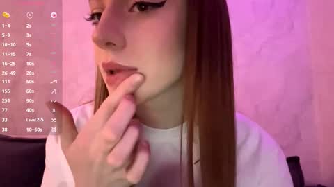 Snapshot of ingerbrockney chatting on November 5, 2025, 3:23 pm ingerbrockney online show from November 5, 2025, 3:23 pm