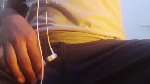 Snapshot of ingloriousuncut chatting on February 12, 2026, 5:52 pm Inglorious Hairy Uncut online show from February 12, 2026, 5:52 pm