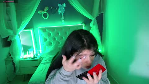 Snapshot of ingrid_casas chatting on January 21, 2025, 10:30 pm Ingrid petite online show from January 21, 2025, 10:30 pm