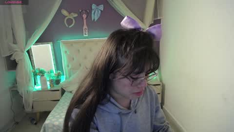 Snapshot of ingrid_casas chatting on January 22, 2025, 4:34 am Ingrid petite online show from January 22, 2025, 4:34 am
